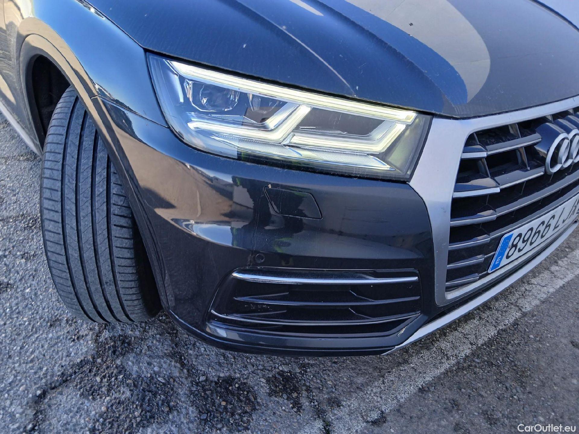  Audi  Q5 AUDI  / 2016 / 5P / todoterreno Design 35 TDI 120kW S tronic (AC) #4