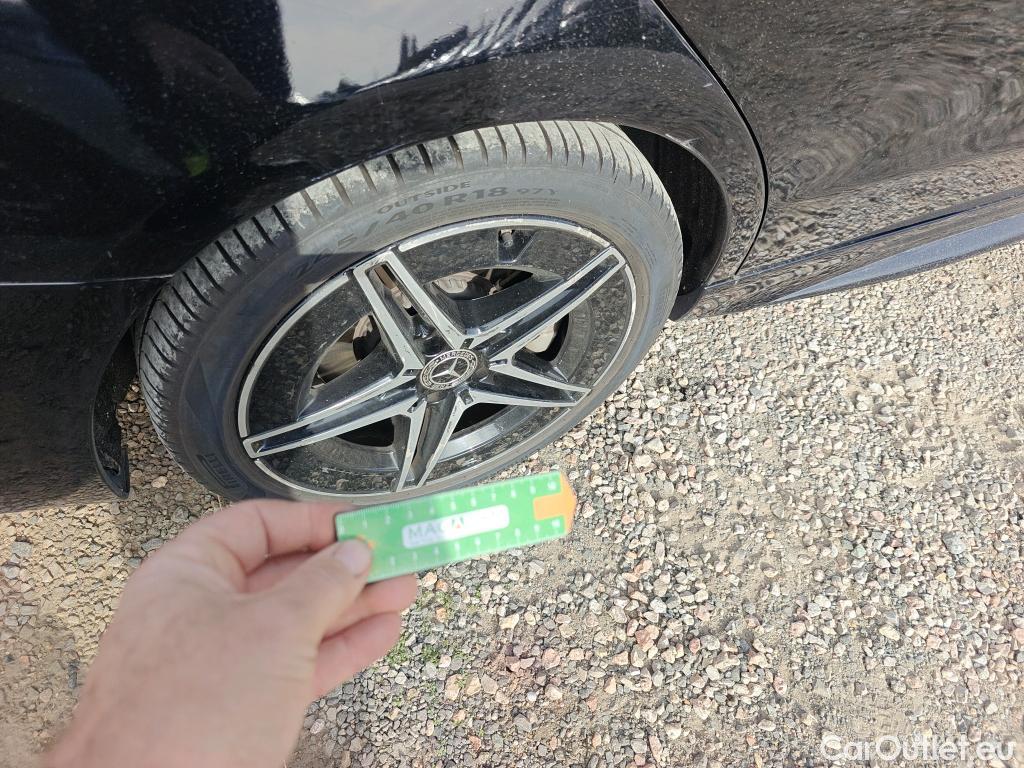  Mercedes  C-Klasse MERCEDES-BENZ Clase C / 2021 / 4P / sedán C 220 d #7