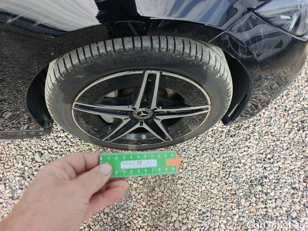  Mercedes  C-Klasse MERCEDES-BENZ Clase C / 2021 / 4P / sedán C 220 d #9