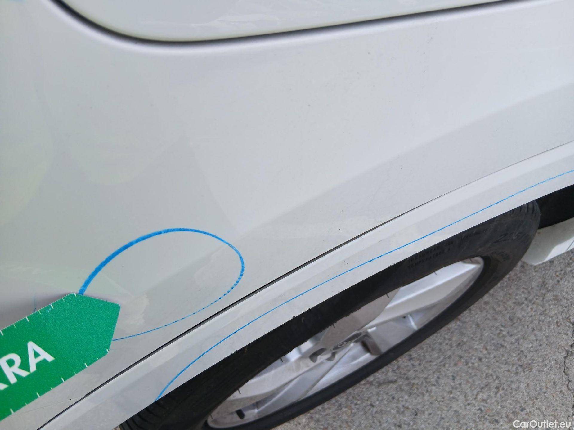  Audi  Q3 AUDI  / 2018 / 5P / todoterreno Advanced 35 TDI 110kW (150CV) S tronic #23