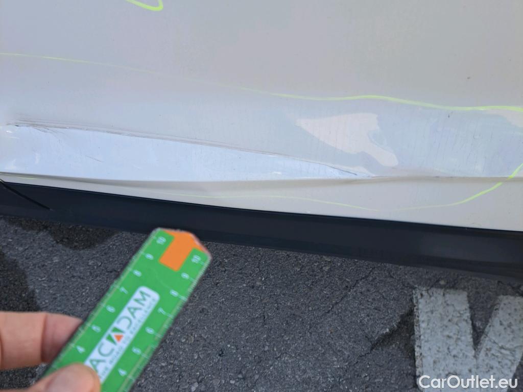  Seat  Arona SEAT  / 2017 / 5P / todoterreno 1.0 TSI 81kW (110CV) Style Plus (AC) #4