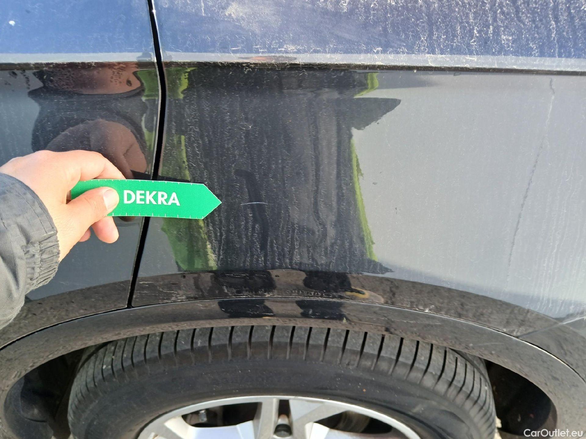  Audi  Q5 AUDI  / 2016 / 5P / todoterreno Design 35 TDI 120kW S tronic (AC) #17