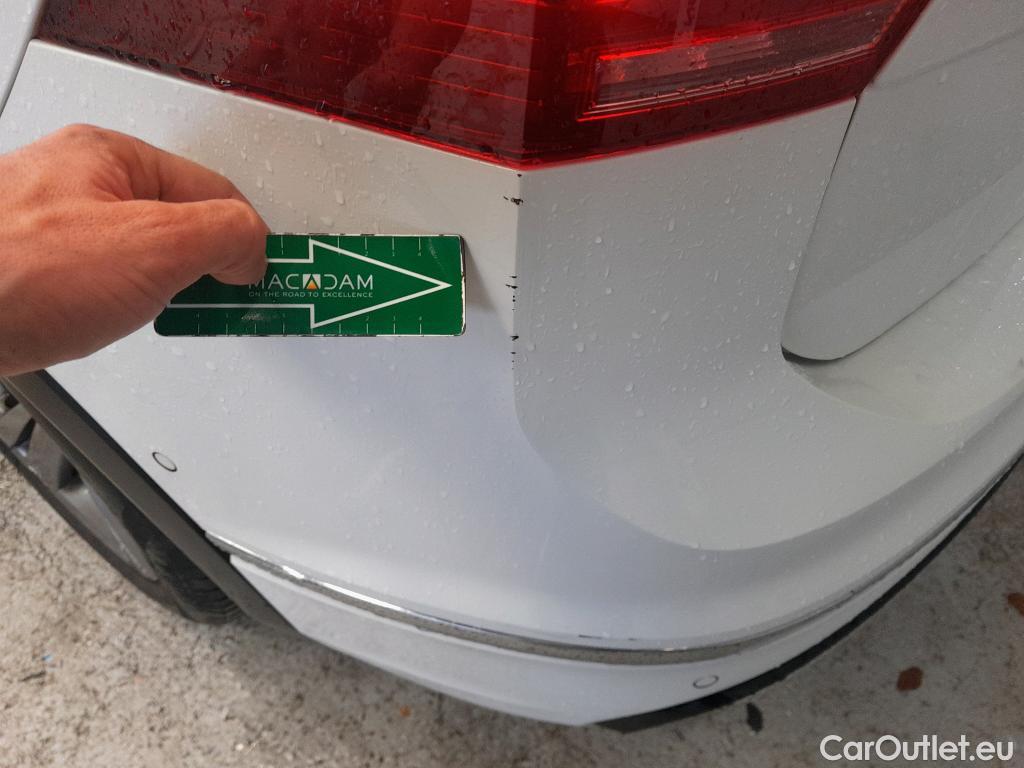  Volkswagen  Tiguan VOLKSWAGEN  / 2020 / 5P / todoterreno R-Line 2.0 TDI 110kW (150CV) DSG #22