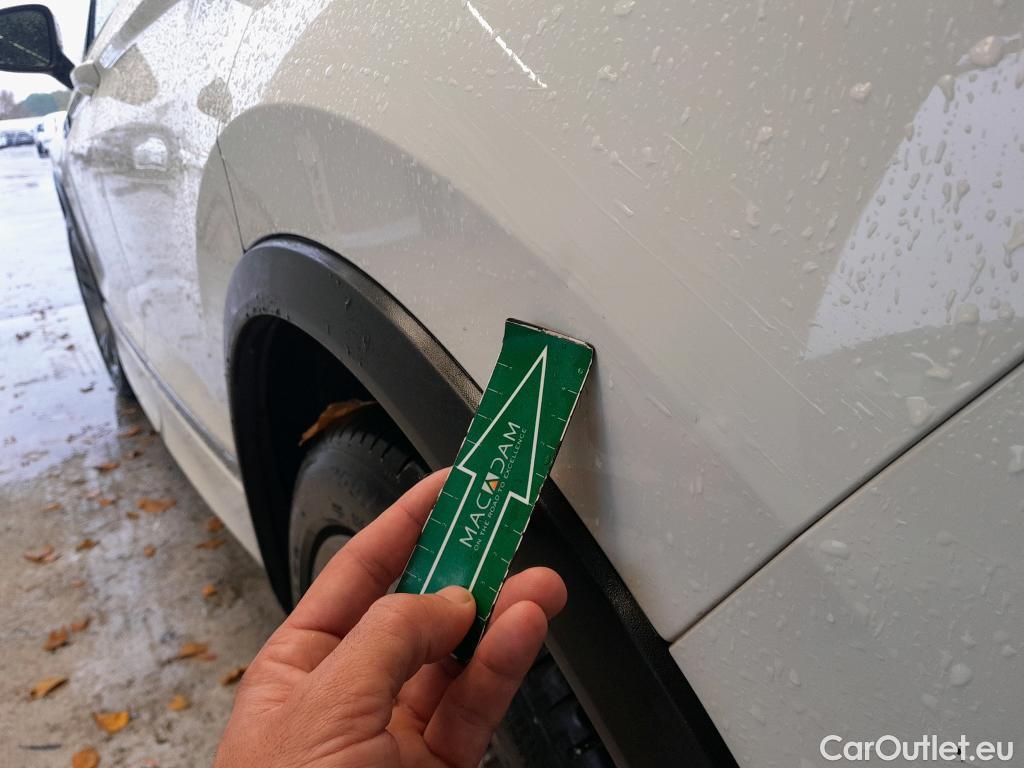  Volkswagen  Tiguan VOLKSWAGEN  / 2020 / 5P / todoterreno R-Line 2.0 TDI 110kW (150CV) DSG #9