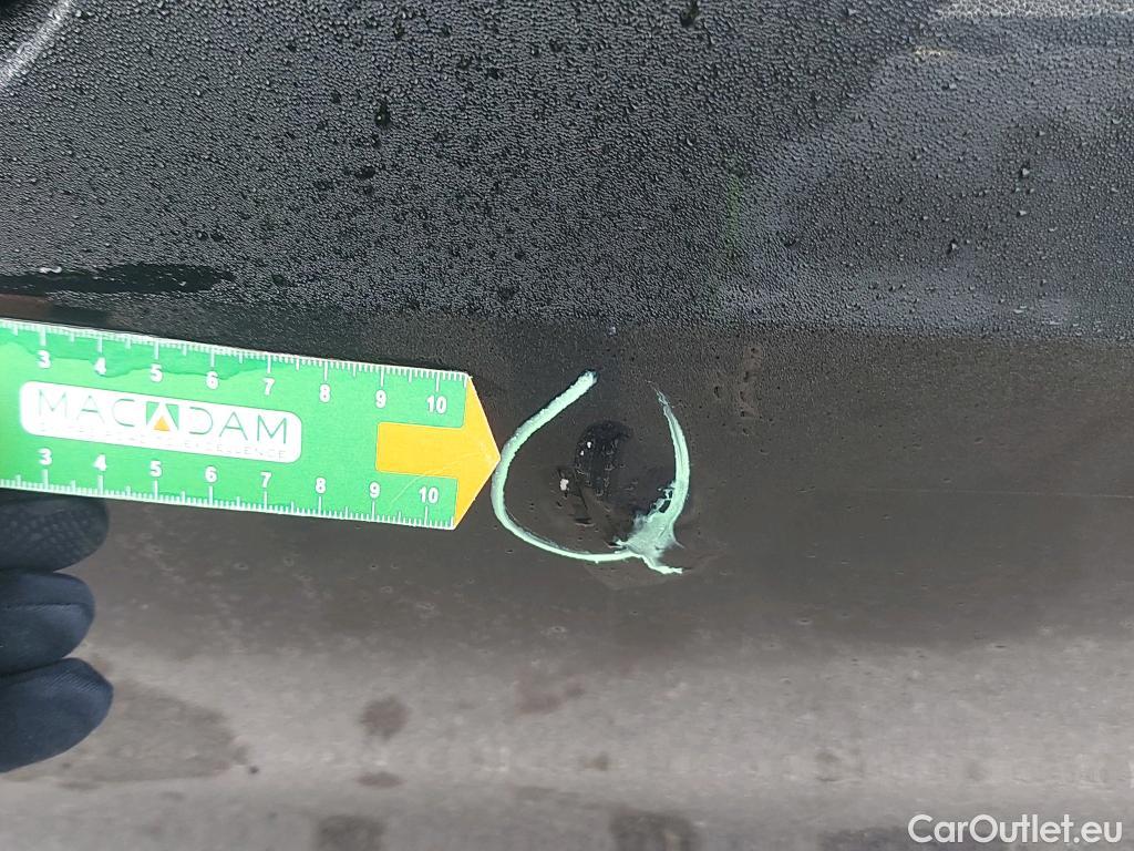  Bmw  Serie 1 BMW  / 2019 / 5P / berlina con portón 118i #5