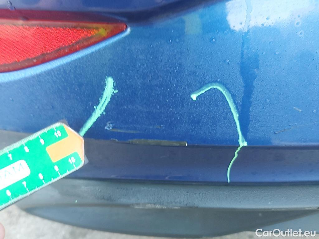  Volkswagen  Polo VOLKSWAGEN  / 2021 / 5P / berlina con portón Life 1.0 TSI 70kW (95CV) #2