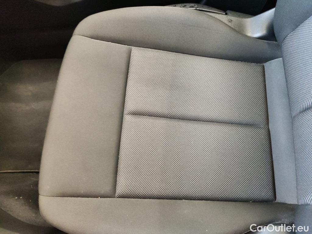  Audi  A3 AUDI  / 2020 / 5P / berlina con portón Sportback 30 TFSI 81kW (110CV) S tronic #3