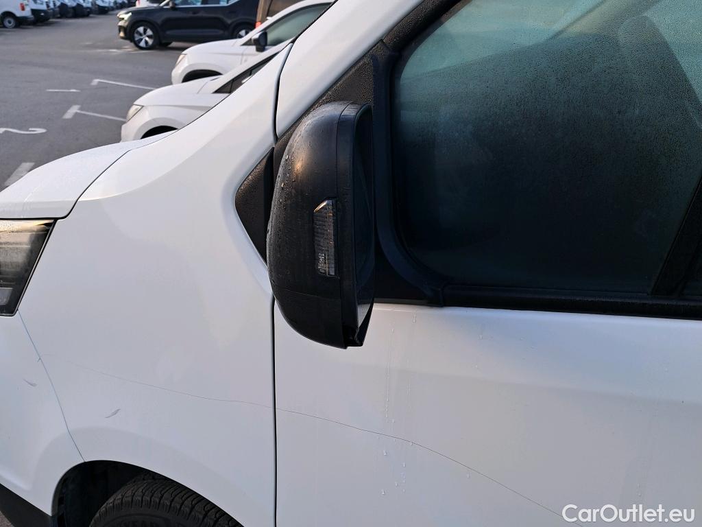  Nissan  Primastar NISSAN  / 2021 / 4P / furgón 2.0dCi 81kW (110CV) L1H1 1T Go #7