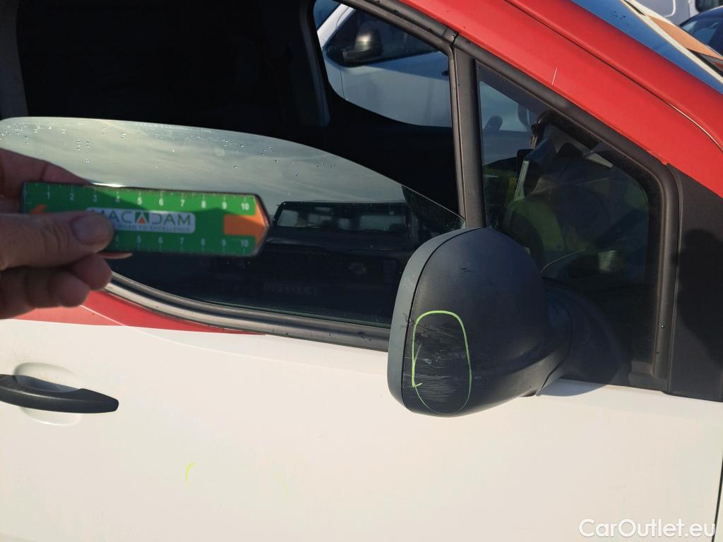  Citroen  Berlingo CITROEN  / 2018 / 3P / furgón derivado de turismo Talla M BlueHDi 75 CONTROL #61