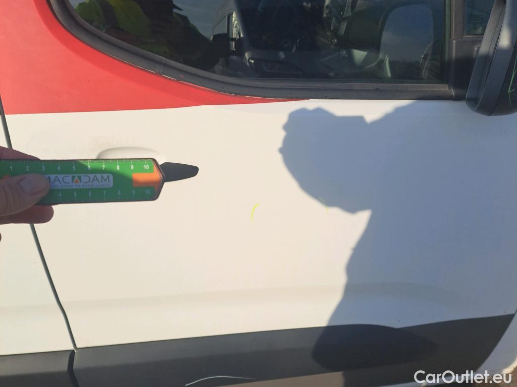  Citroen  Berlingo CITROEN  / 2018 / 3P / furgón derivado de turismo Talla M BlueHDi 75 CONTROL #46