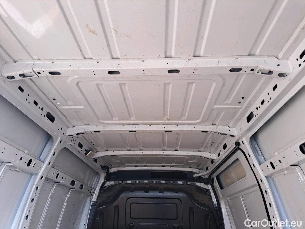  Nissan  NV400 NISSAN  / 2011 / 4P / furgón L2H2 3,5T 2.3dCi 110kW FWD Optima #66