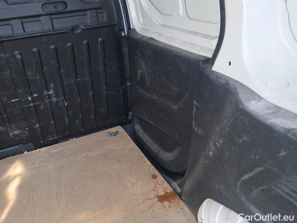  Citroen  Berlingo CITROEN  / 2018 / 3P / furgón derivado de turismo Talla M BlueHDi 75 CONTROL #35