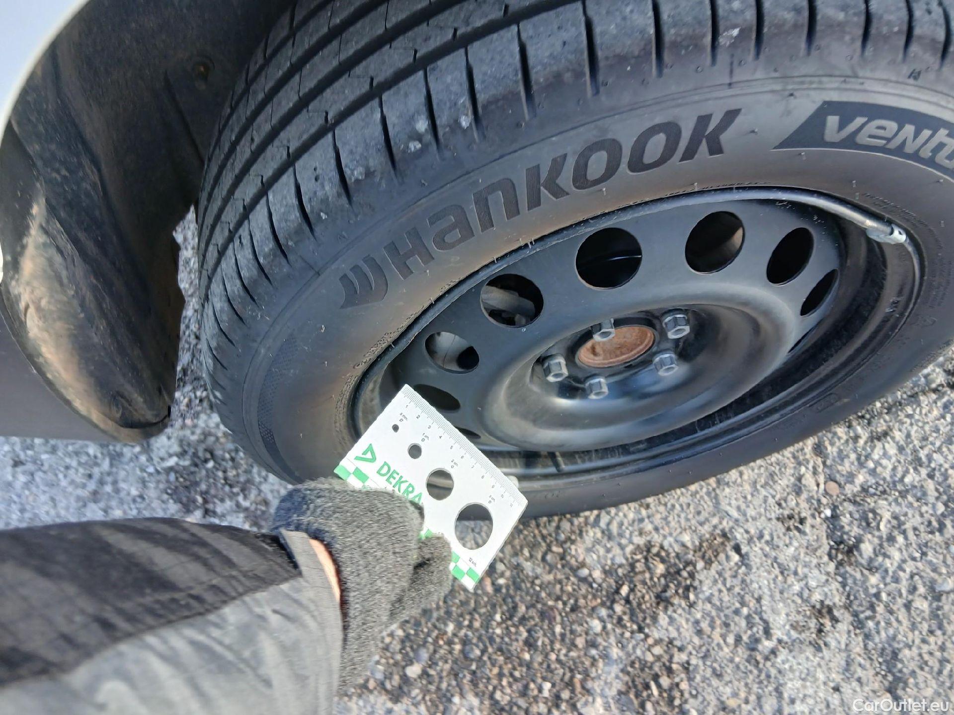  Toyota  Proace TOYOTA  City / 2020 / 4P / combi 1.5D 75kW (100CV) GX L1 #26