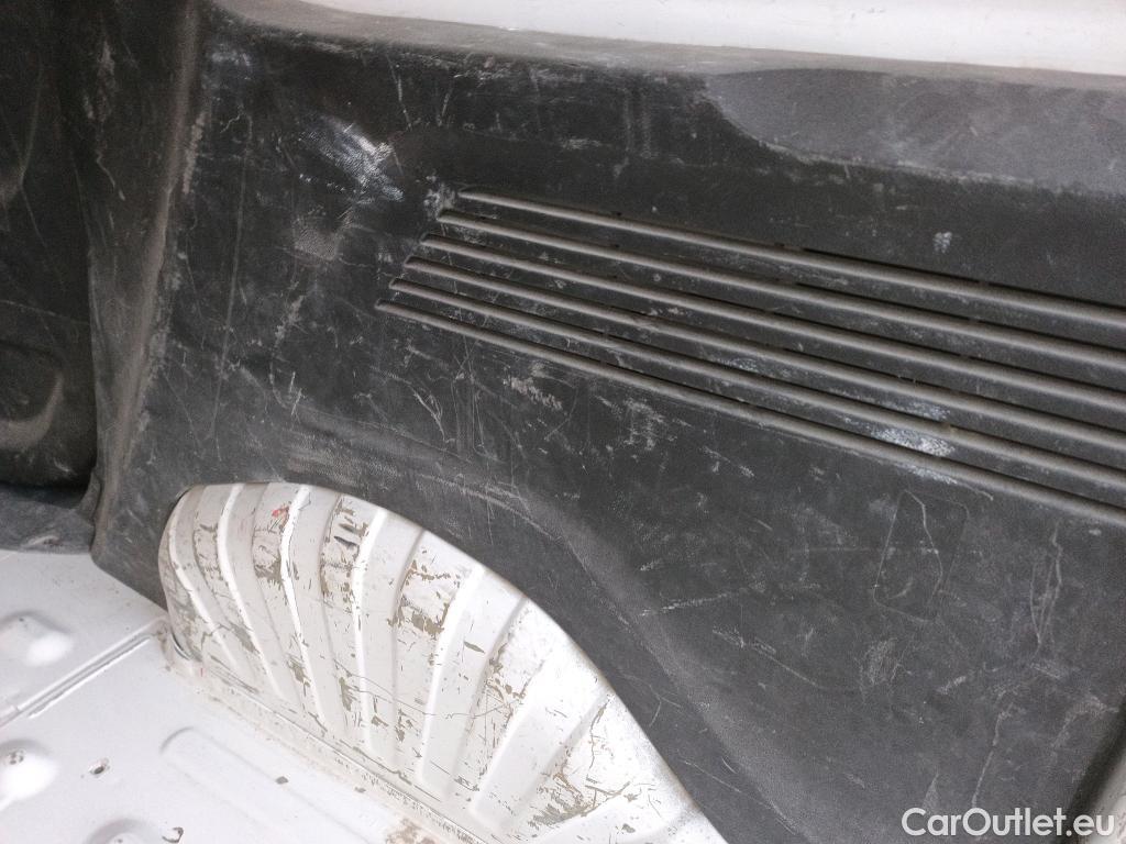  Peugeot  Partner PEUGEOT  / 2018 / 4P / furgón derivado de turismo Premium Standard 600kg BlueHDi 73kW (AC) #23