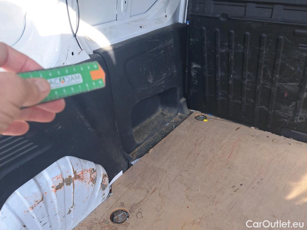  Citroen  Berlingo CITROEN  / 2018 / 3P / furgón derivado de turismo Talla M BlueHDi 75 CONTROL #39