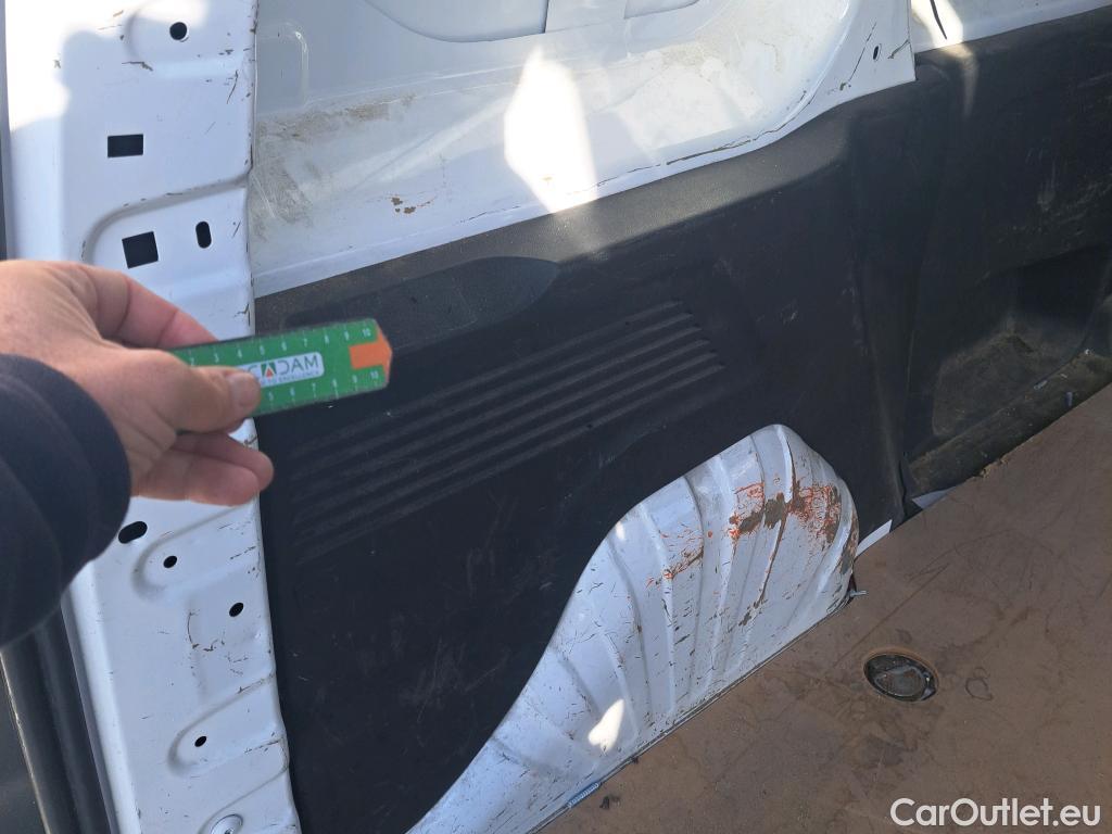  Citroen  Berlingo CITROEN  / 2018 / 3P / furgón derivado de turismo Talla M BlueHDi 75 CONTROL #37