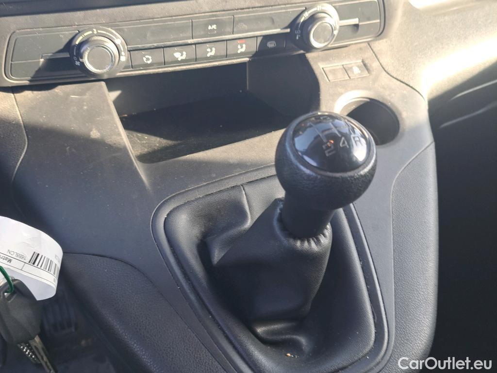  Citroen  Berlingo CITROEN  / 2018 / 3P / furgón derivado de turismo Talla M BlueHDi 75 CONTROL #50