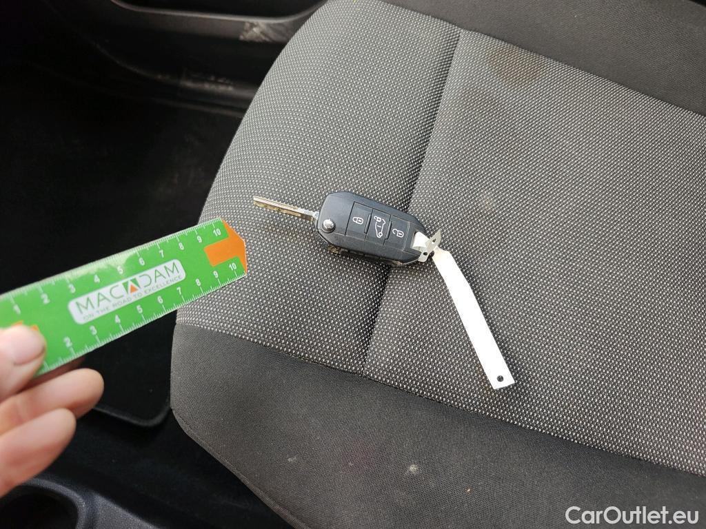  Peugeot  RIFTER PEUGEOT  / 2018 / 5P / combi Active Pack Busin. Standard BlueHDi 73kW #2