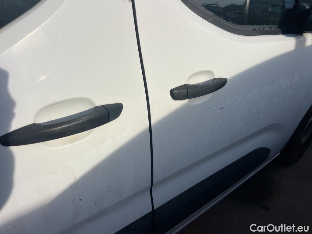  Citroen  Berlingo  Combi Live M 1.5 BlueHDi 100CV MT5 E6dT #15