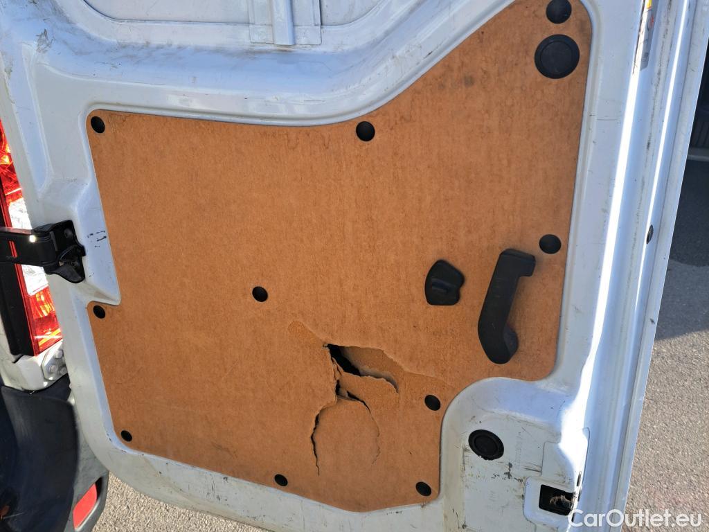  Nissan  NV400 NISSAN  / 2011 / 4P / furgón L2H2 3,5T 2.3dCi 110kW FWD Optima #28