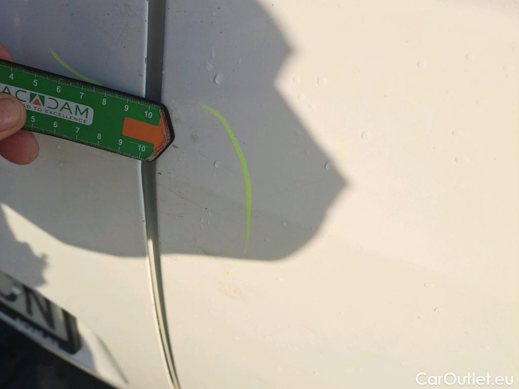  Citroen  Berlingo CITROEN  / 2018 / 3P / furgón derivado de turismo Talla M BlueHDi 75 CONTROL #60