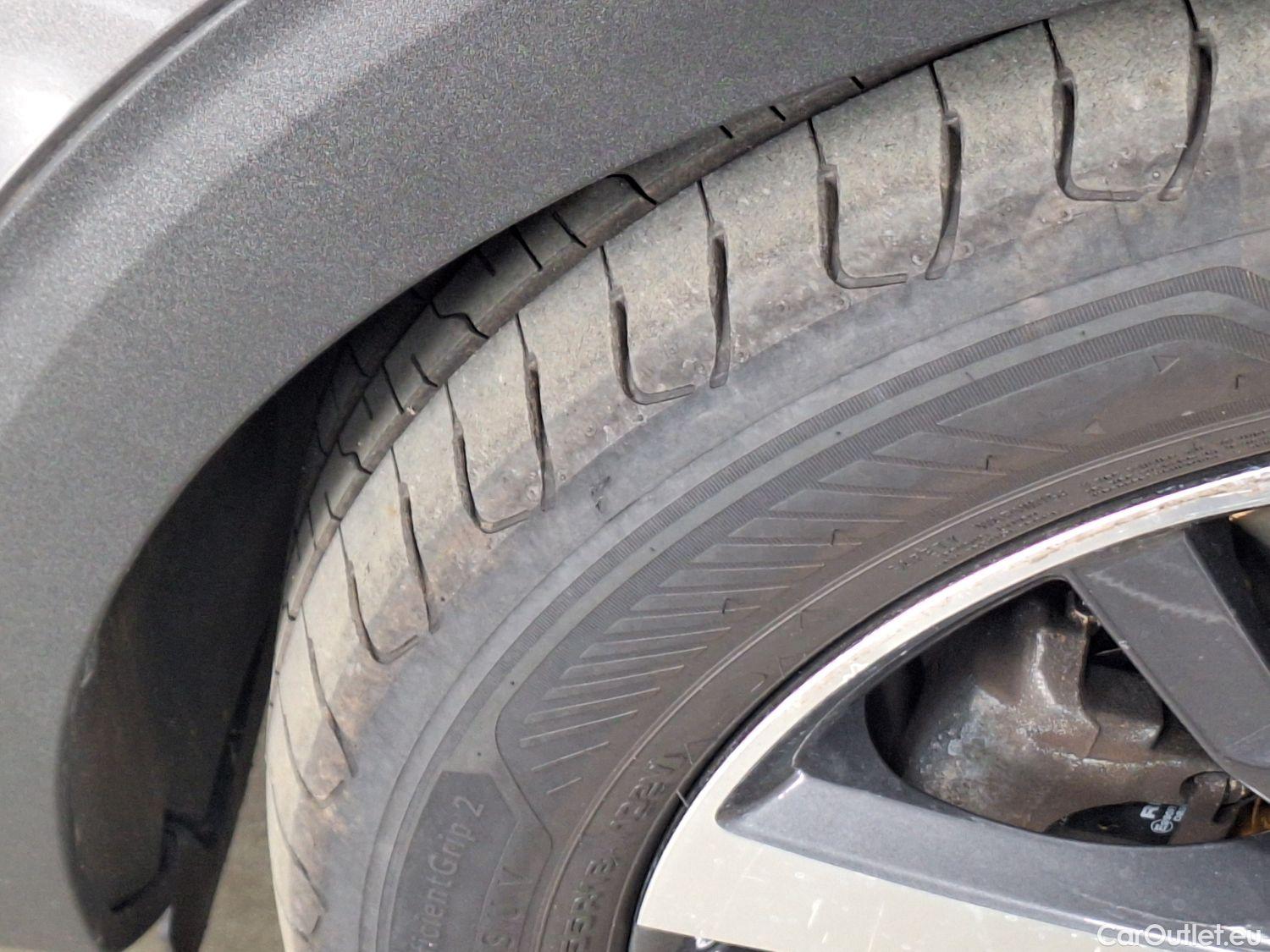  Peugeot  5008 Peugeot,  FL'20, Peugeot  1.5 BlueHDi 96kW S&S EAT8 Allure Pack #69