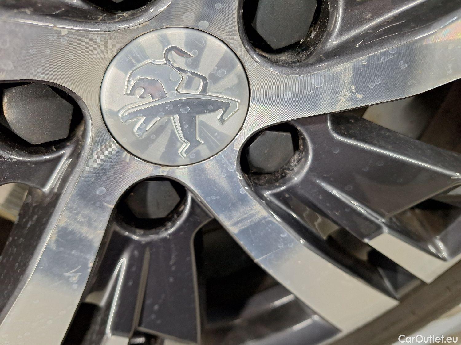  Peugeot  5008 Peugeot,  FL'20, Peugeot  1.5 BlueHDi 96kW S&S EAT8 Allure Pack #14