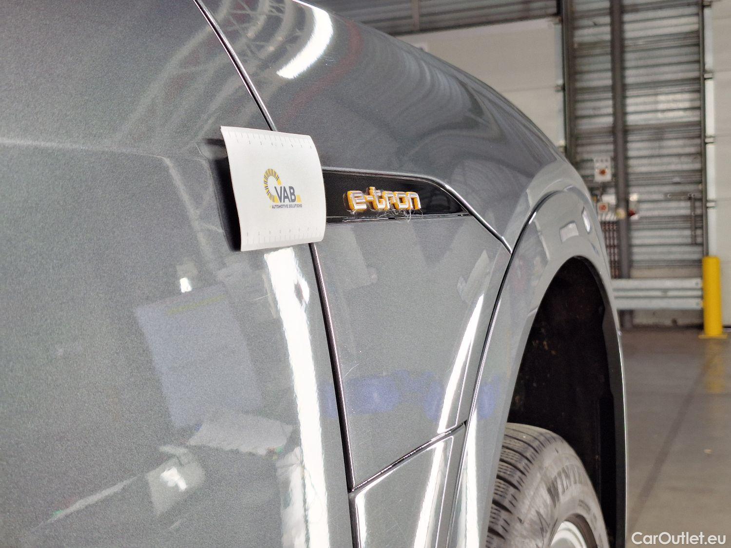  Audi  E-TRON Audi,  SB '19 BEV, Audi  Sportback 50 Quattro S-Line 5d #18