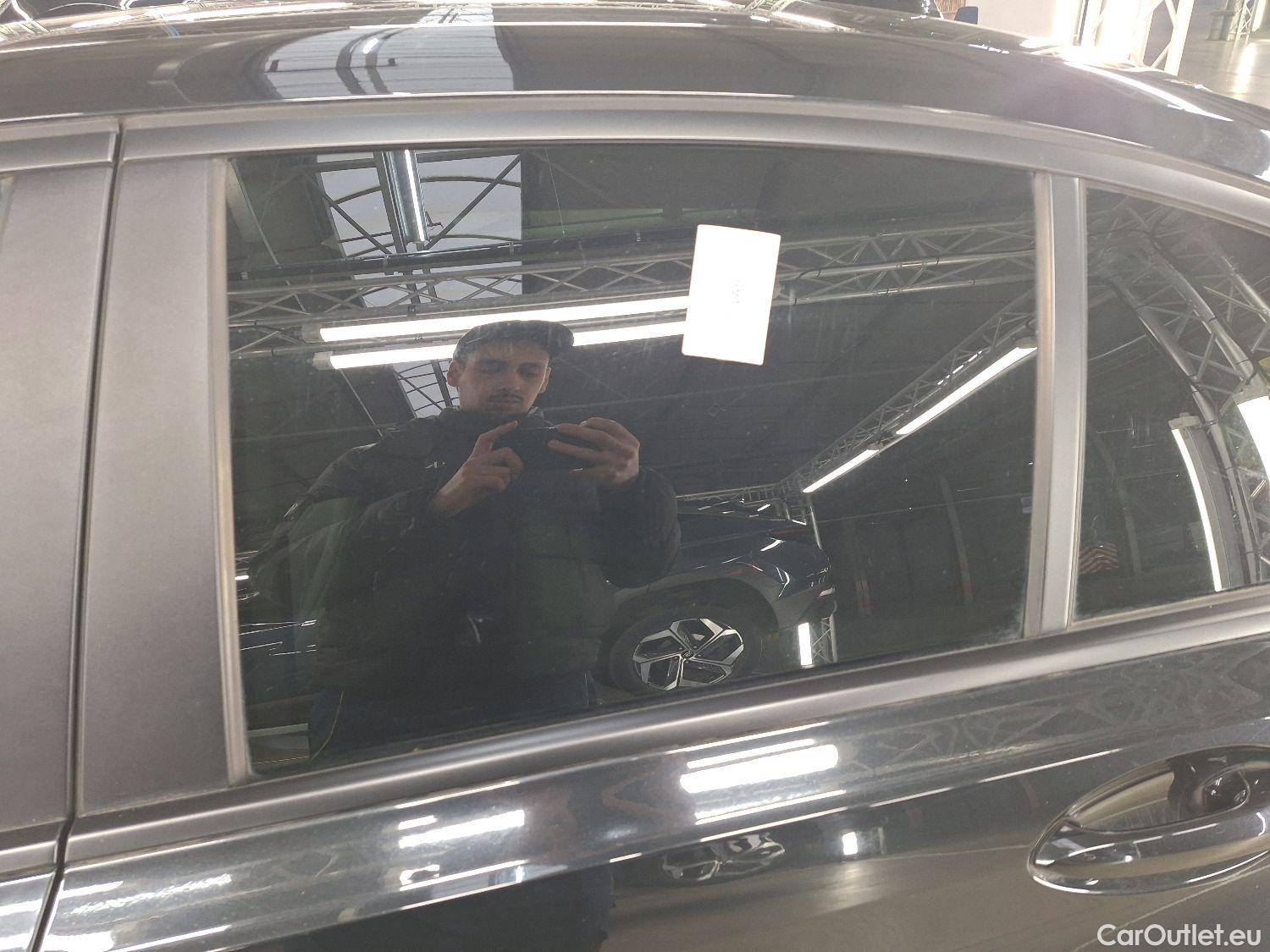  Bmw  Serie 3 BMW, 3-serie '18, BMW 3 Reeks Berline 318dA (110 kW) 4d #27