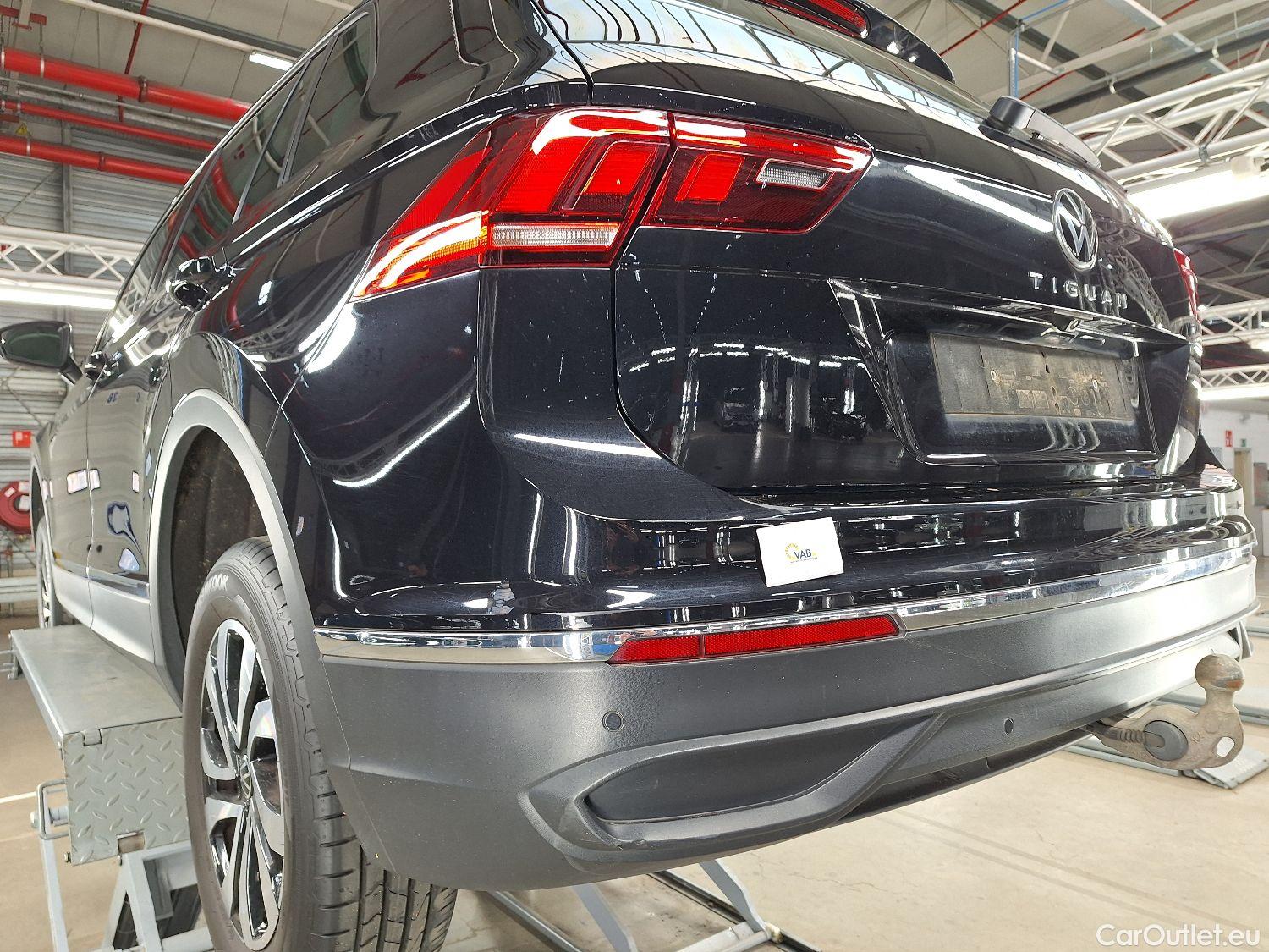  Volkswagen  Tiguan VW,  FL'20, Volkswagen  1.5 TSI 110kW DSG Active 5d #13