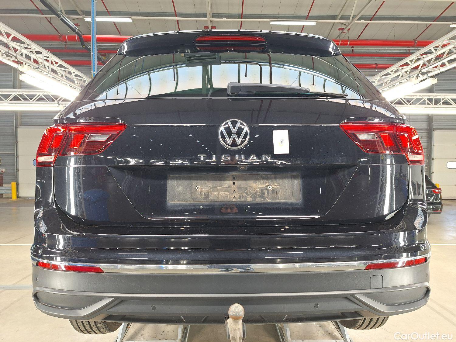  Volkswagen  Tiguan VW,  FL'20, Volkswagen  1.5 TSI 110kW DSG Active 5d #25