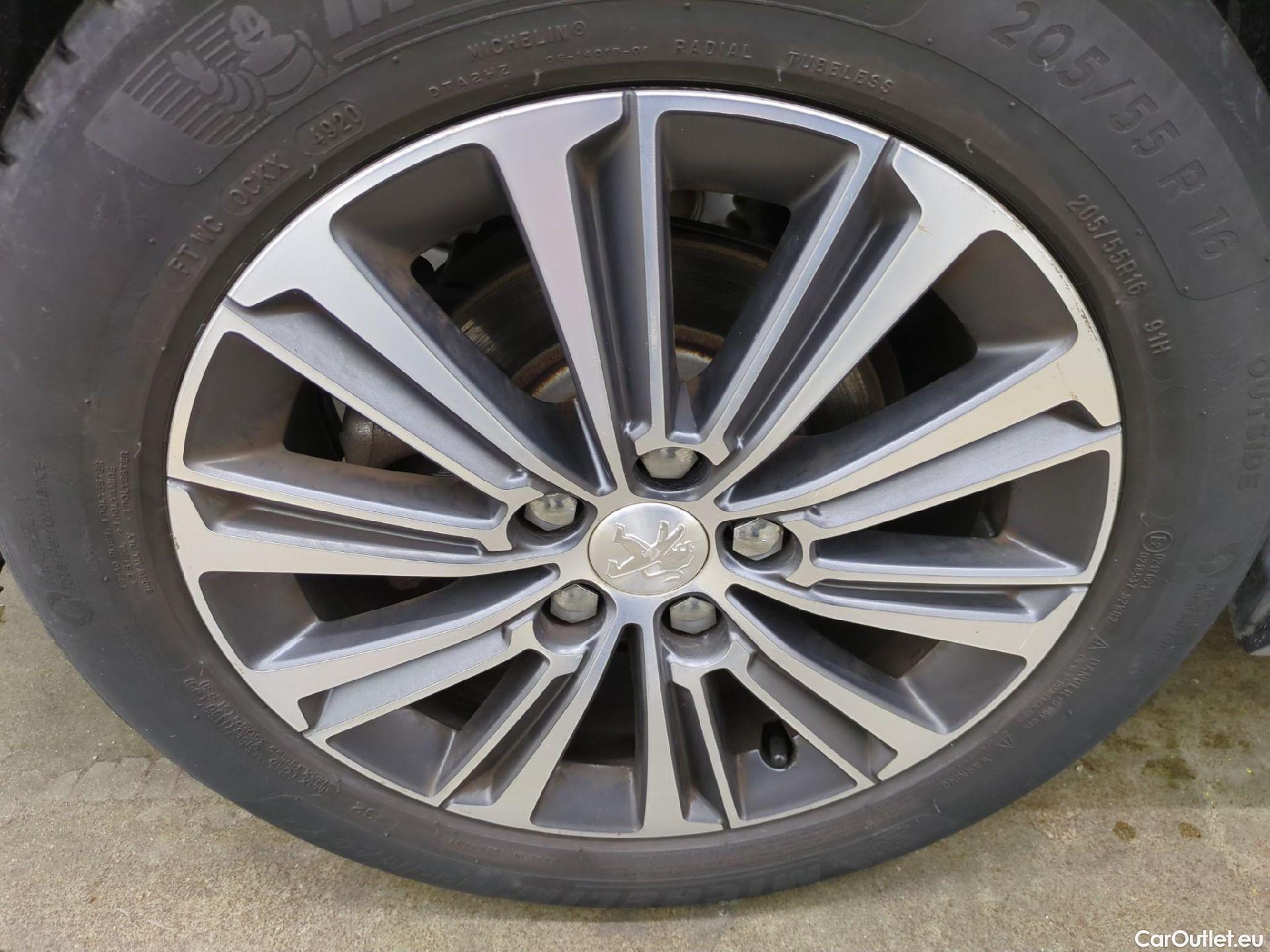  Peugeot  308  SW Allure Business 1.2 PureTech 130CV BVM6 E6d #17