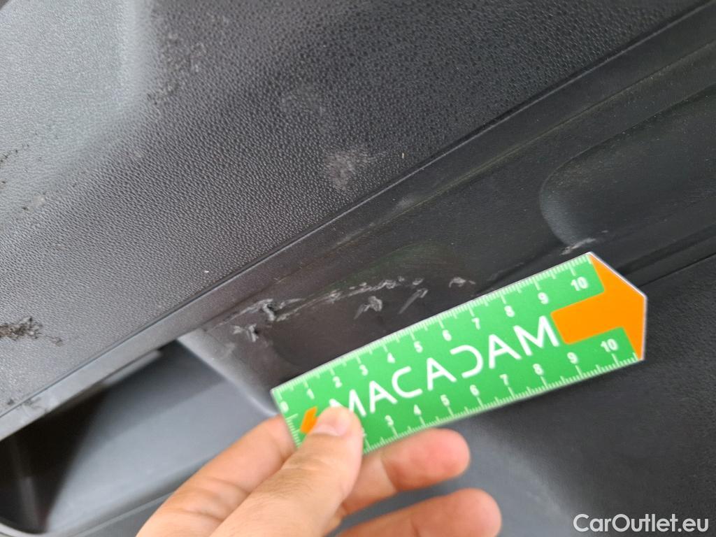  Citroen  C3  Feel Business 1.5 BlueHDI 100CV BVM5 E6dT #7