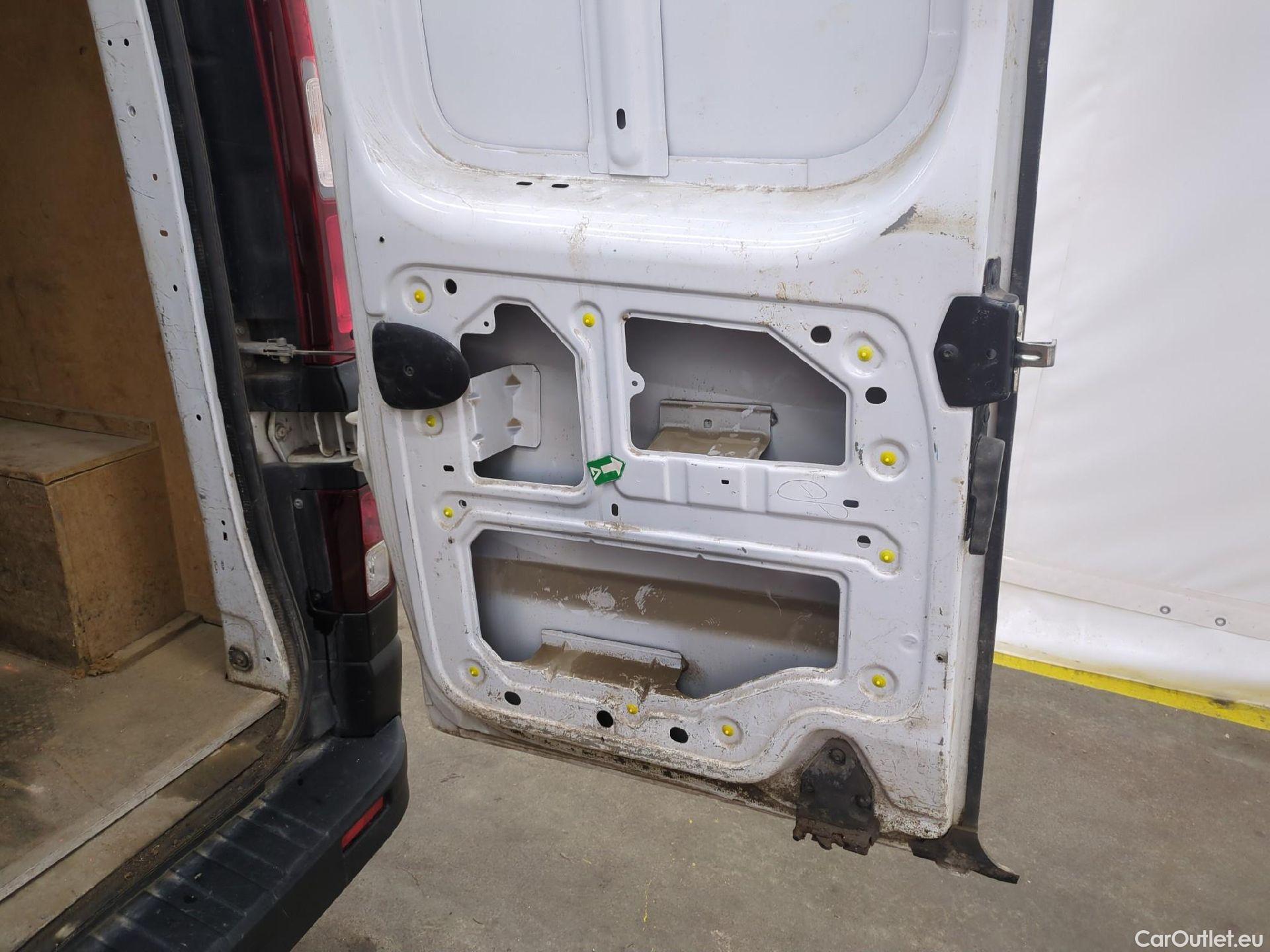  Renault  Trafic  Fourgon L1H1 3T Grand Confort 2.0 dCi 130CV BVM6 E6d #4