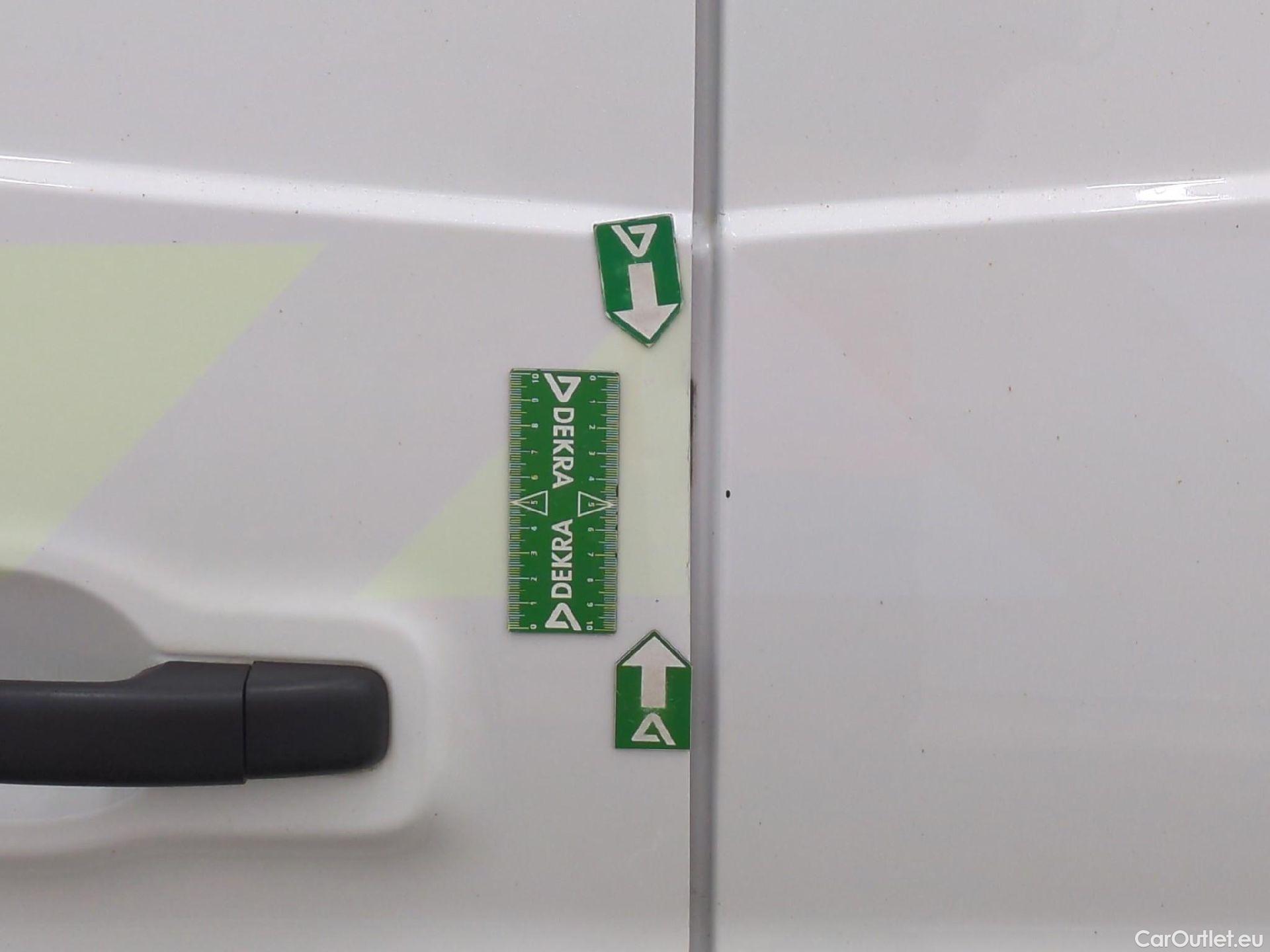  Renault  Trafic  Fourgon L1H1 3T Grand Confort 2.0 dCi 130CV BVM6 E6d #35