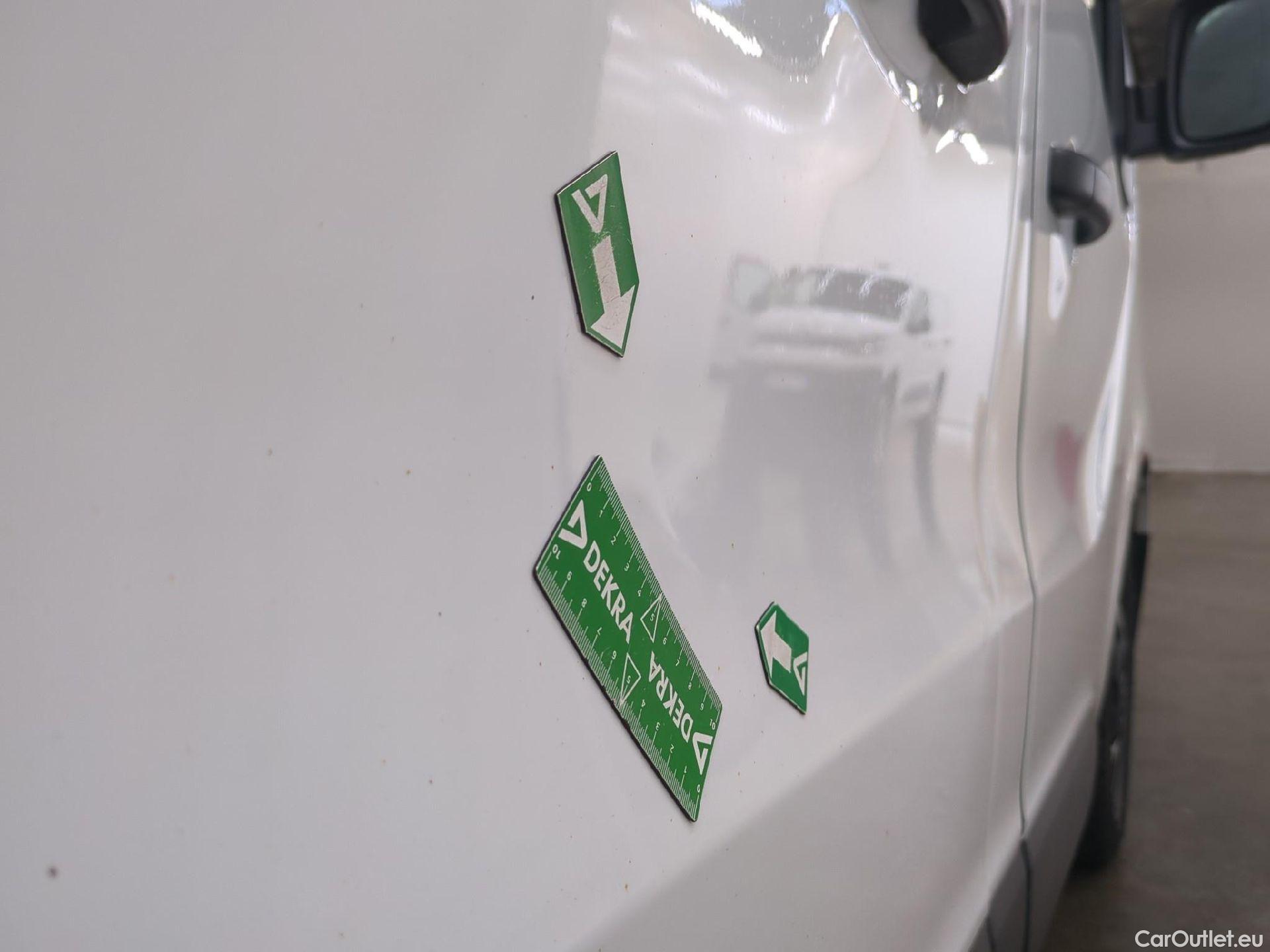  Renault  Trafic  Fourgon L1H1 3T Grand Confort 2.0 dCi 130CV BVM6 E6d #47