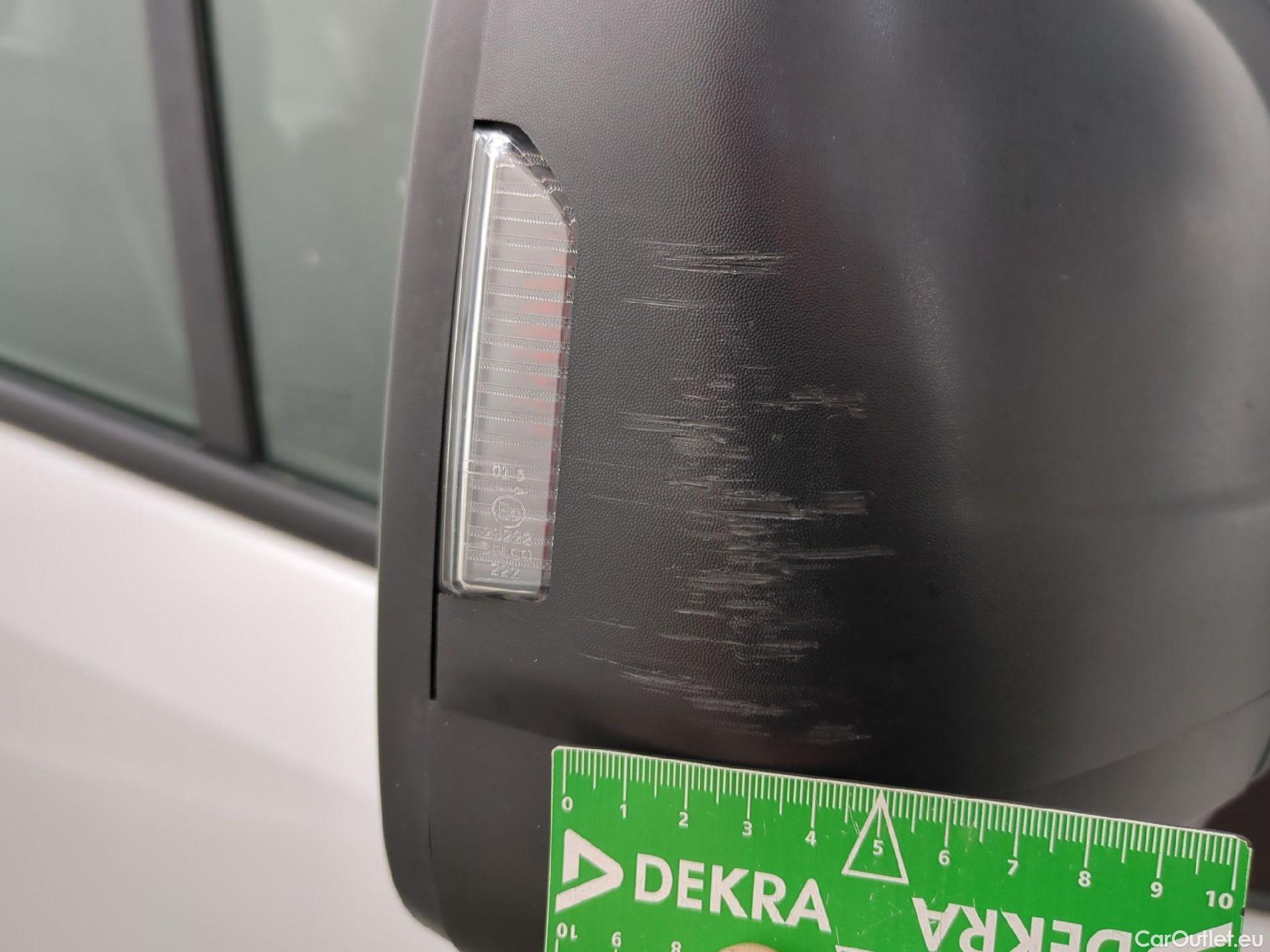  Renault  Trafic  Fourgon L1H1 3T Grand Confort 2.0 dCi 130CV BVM6 E6d #50