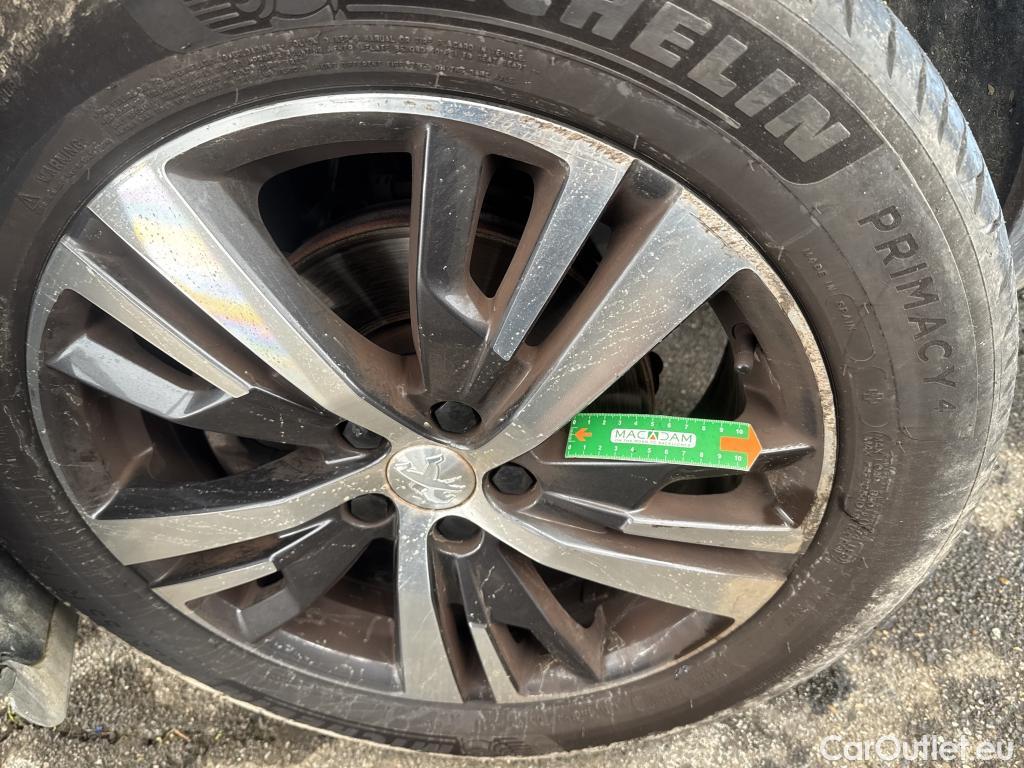  Peugeot  5008  Allure Pack 1.2 PureTech 130CV BVA8 7 Sieges E6d #54