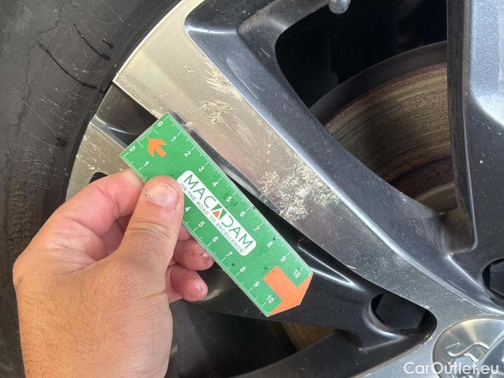  Peugeot  5008  Allure Pack 1.2 PureTech 130CV BVA8 7 Sieges E6d #47