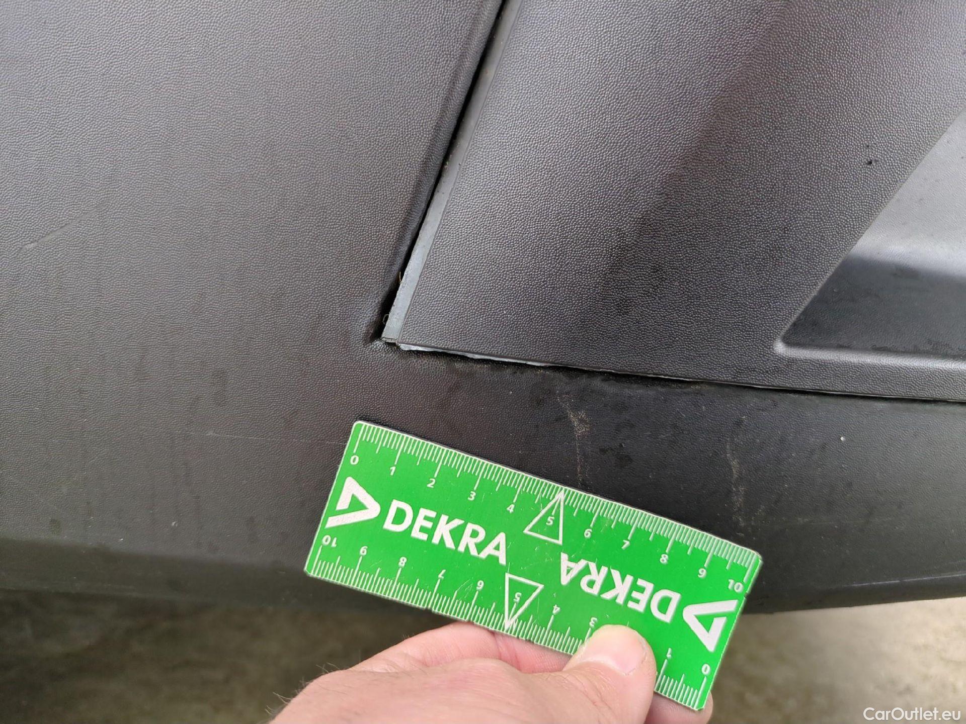  Renault  Trafic  Fourgon L1H1 3T Grand Confort 2.0 dCi 130CV BVM6 E6d #8