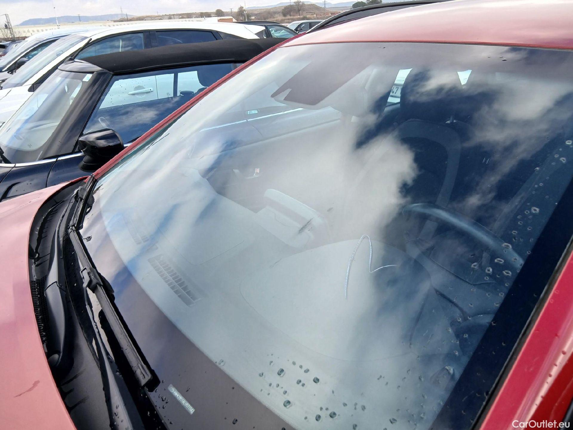  Hyundai  Konna HYUNDAI Kona / 2017 / 5P / todoterreno 1.0 TGDi Klass 4x2 #7