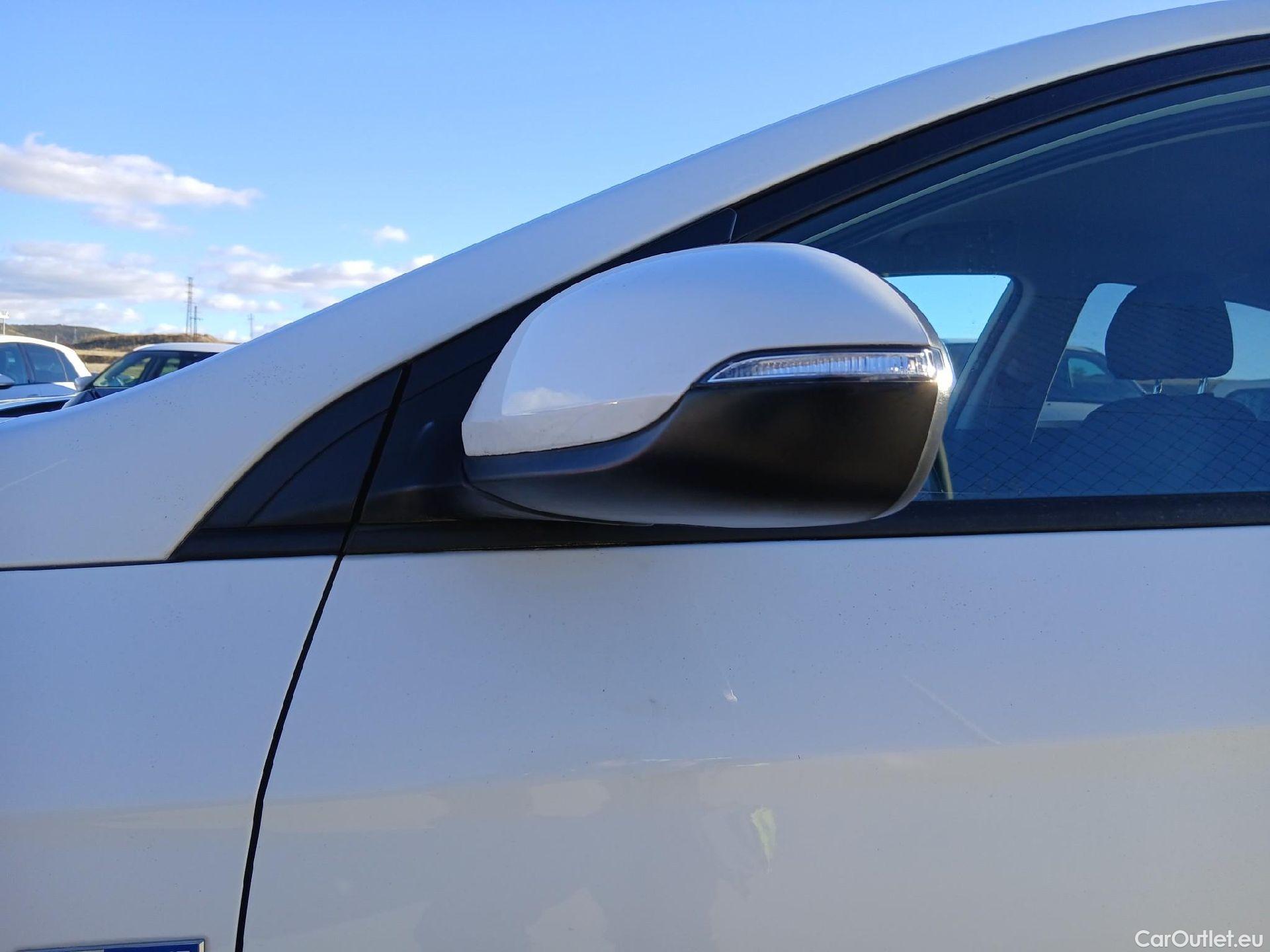  Hyundai   Ioniq HYUNDAI / 2019 / 5P / berlina con portón 1.6 GDI HEV Klass DCT #9