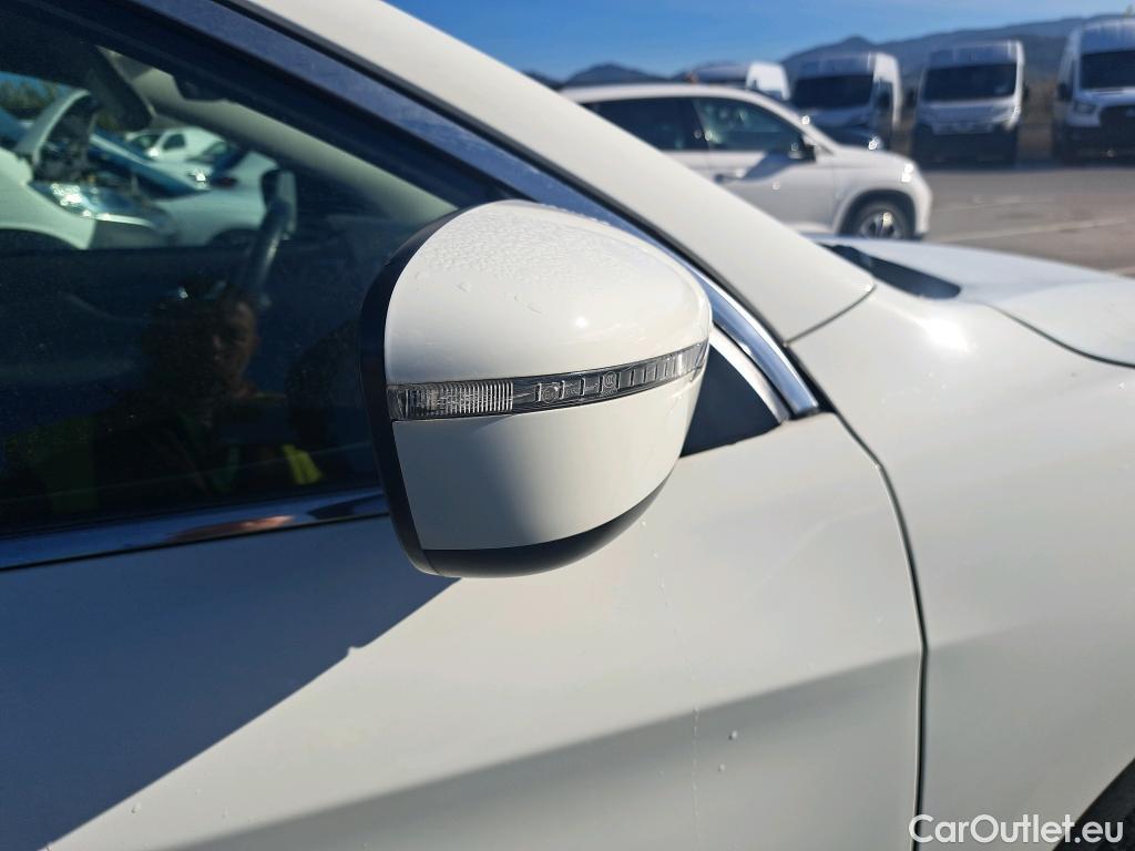  Nissan  Qashqai NISSAN  / 2017 / 5P / todoterreno DIG-T 103 kW (140 CV) E6D ACENTA (AC) #11