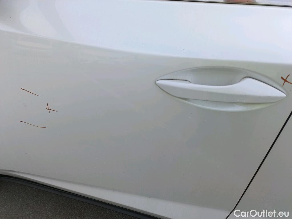  Lexus  NX LEXUS  / 2017 / 5P / todoterreno 2.5 300h Business Navigation 2WD #4