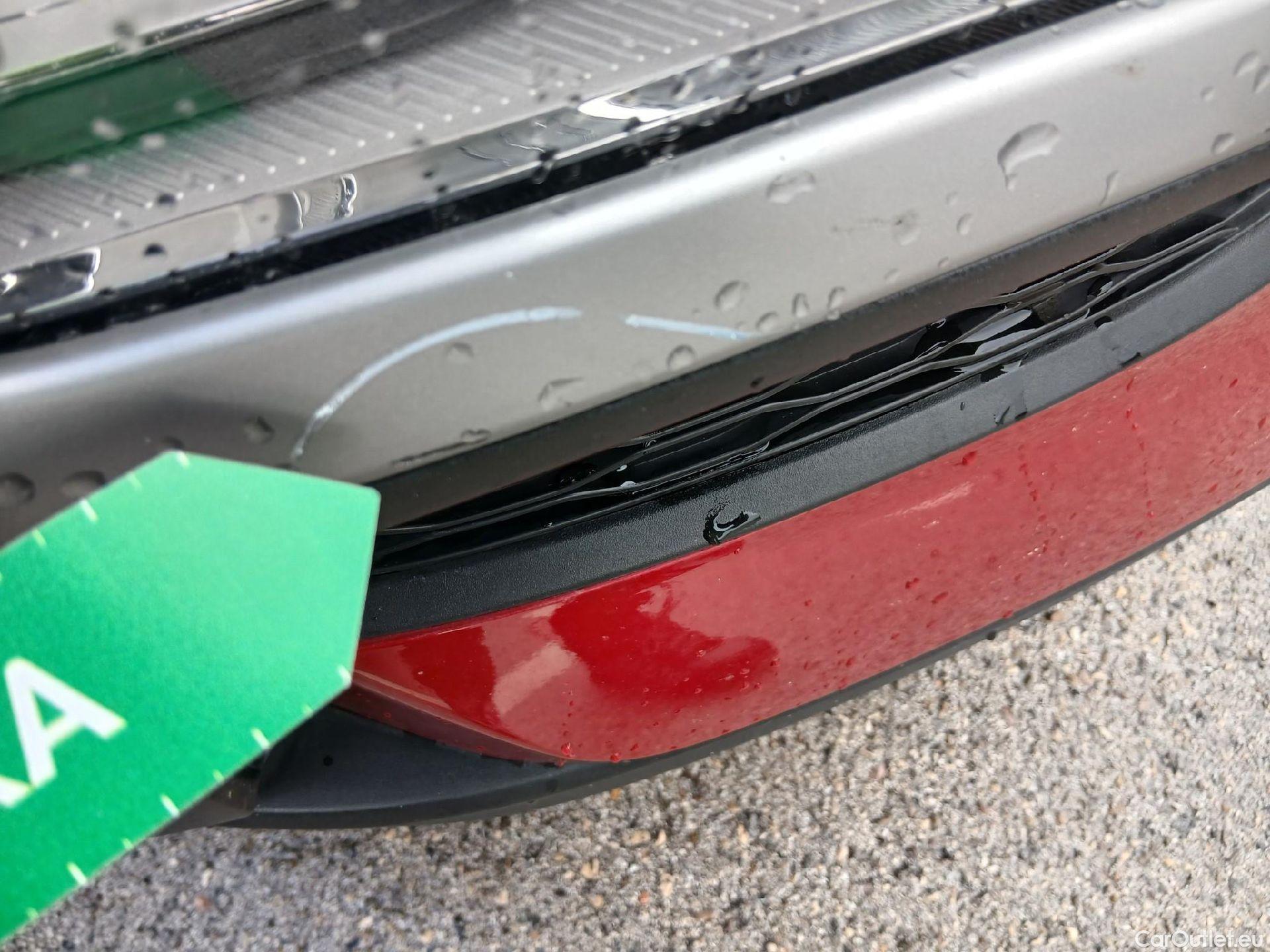  Hyundai  Konna HYUNDAI Kona / 2017 / 5P / todoterreno 1.0 TGDi Klass 4x2 #8