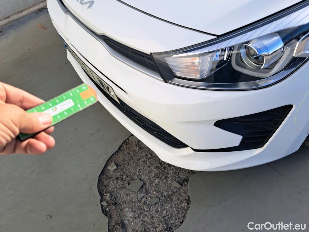  KIA  Rio KIA  / 2020 / 5P / berlina con portón 1.0 T-GDi 74kW (100CV) MHEV iMT Concept #22