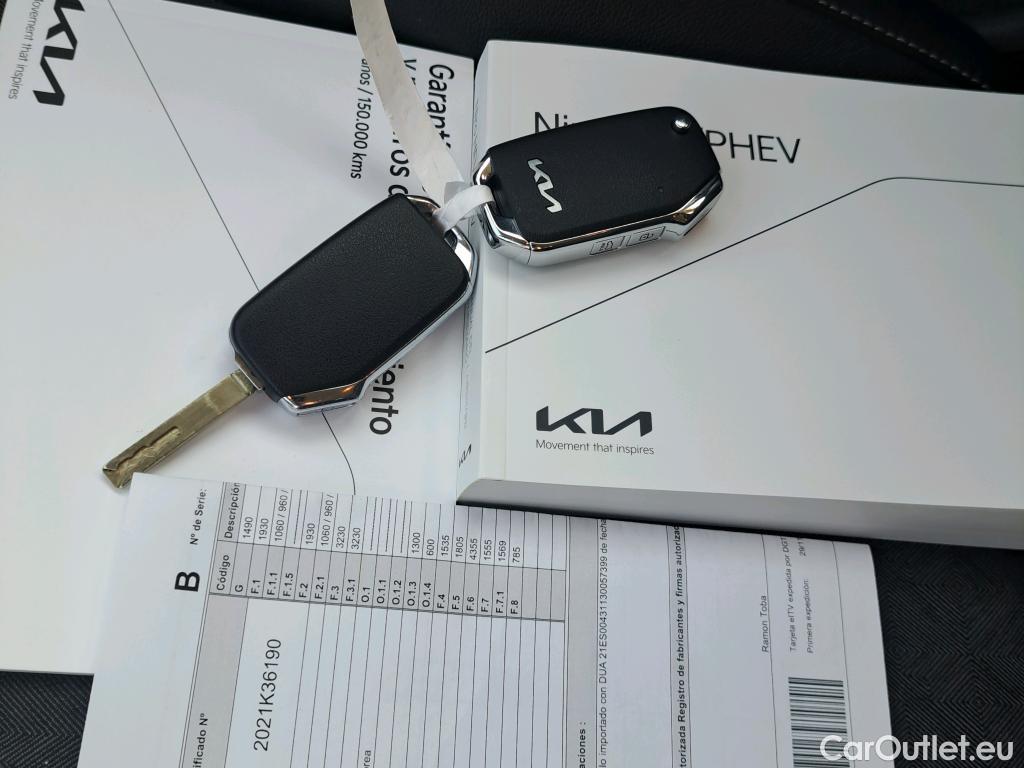  KIA  Niro KIA  / 2019 / 5P / crossover 1.6 GDi HEV 104kW (141CV) Drive #10