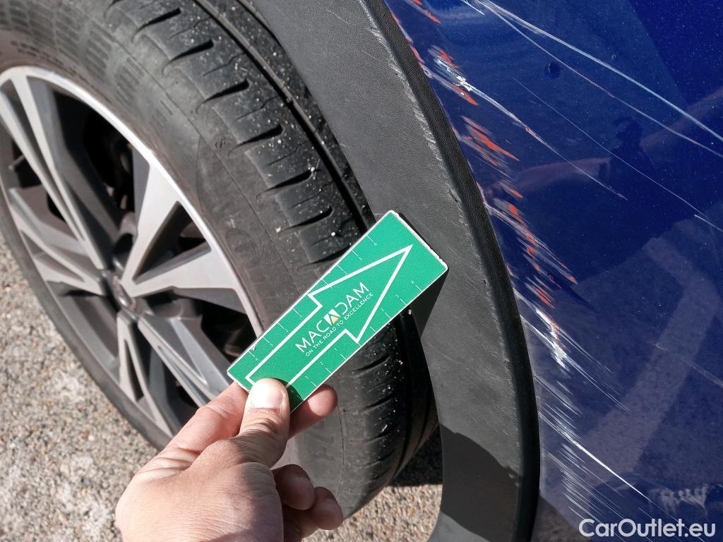  Nissan  Qashqai NISSAN  / 2017 / 5P / todoterreno dCi 150CV (110kW) 4x4-i N-CONNECTA #9