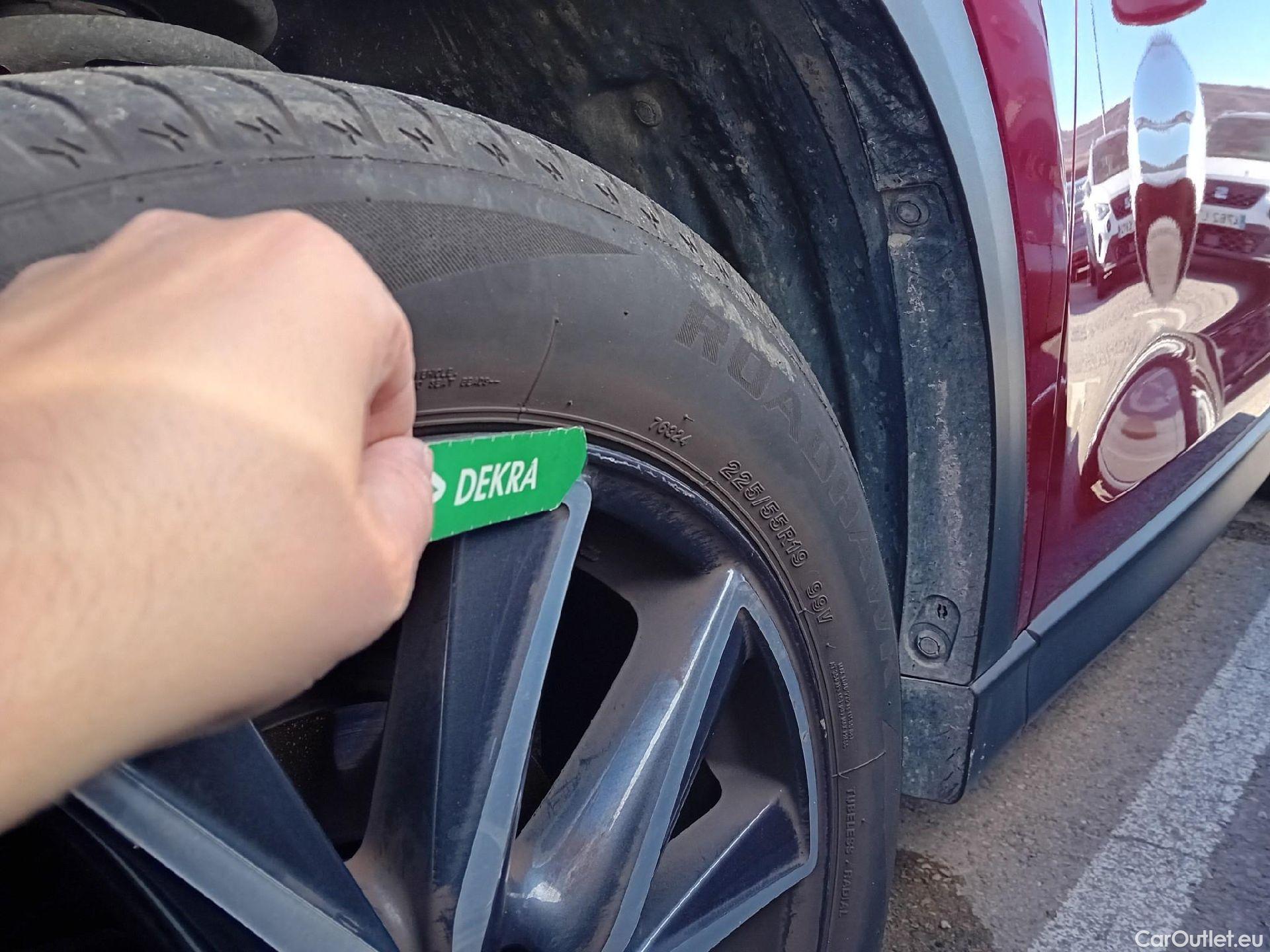  Mazda  CX-5 MAZDA  / 2014 / 5P / todoterreno 2.2 DE 110kW (150cv) Zenith 2WD #9