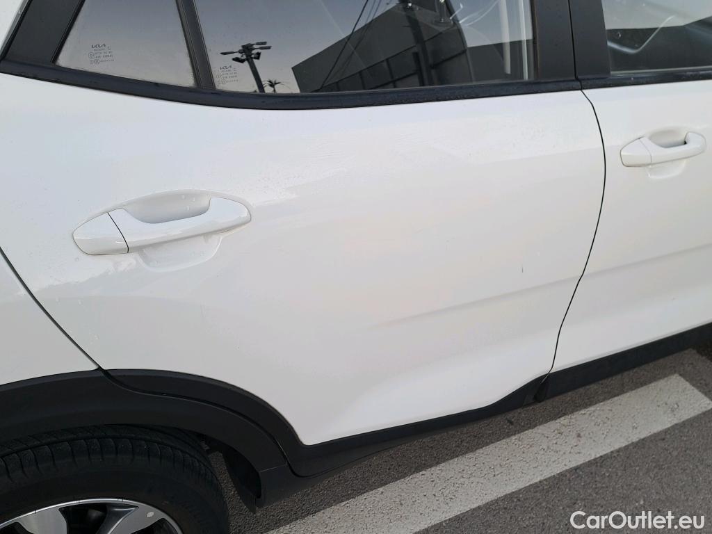  KIA  STONIC KIA  / 2017 / 5P / todoterreno 1.0 T-GDi 74kW (100CV) MHEV iMT Concept #14